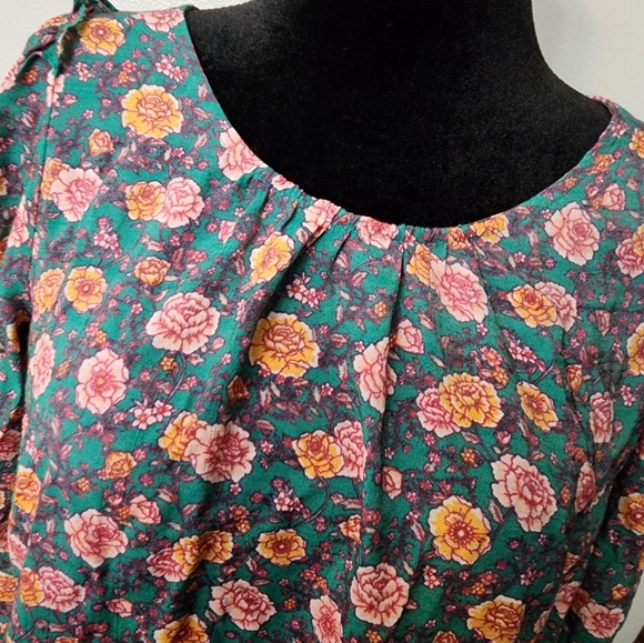 Lauren Conrad Teal Floral Shirt Size Medium - Picture 9 of 10